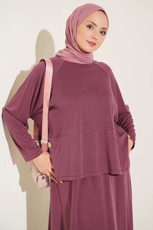 Conjunto De Dos Piezas Con Falda Y Detalles De Botones Morado