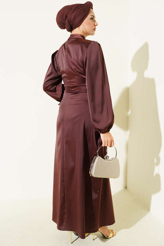 Yanları İp Bağcık Detaylı Saten Elbise Kahve