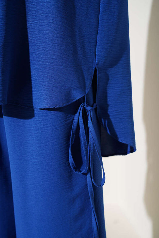 Ensemble de saxophone deux pièces détaillé avec corde latérale