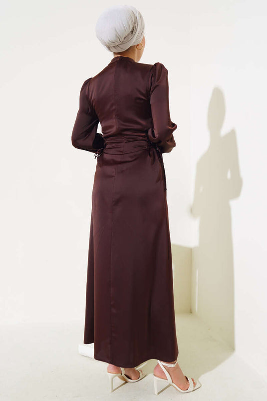 Yanları İp Detaylı Saten Elbise Acı Kahve