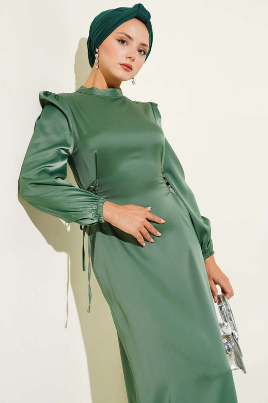 Yanları İp Detaylı Saten Elbise Çağla Yeşili