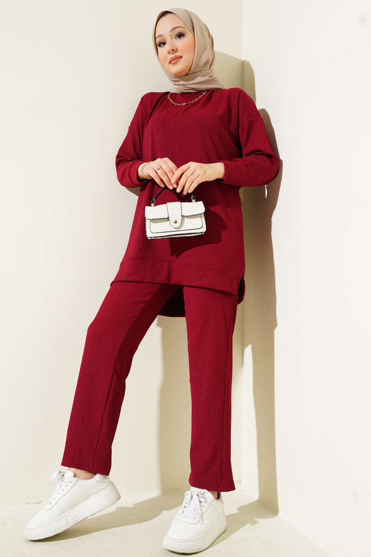Costume croisé bordeaux fendu sur le côté