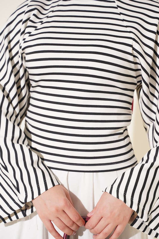 Blusa A Rayas De Manga Murciélago Negra