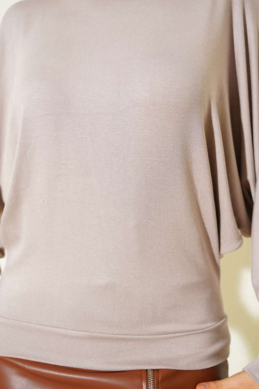 Camicetta ampia con maniche a pipistrello in visone