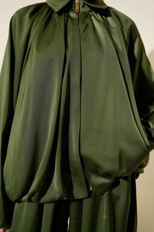 Costume deux pièces ample en satin à manches chauve-souris kaki