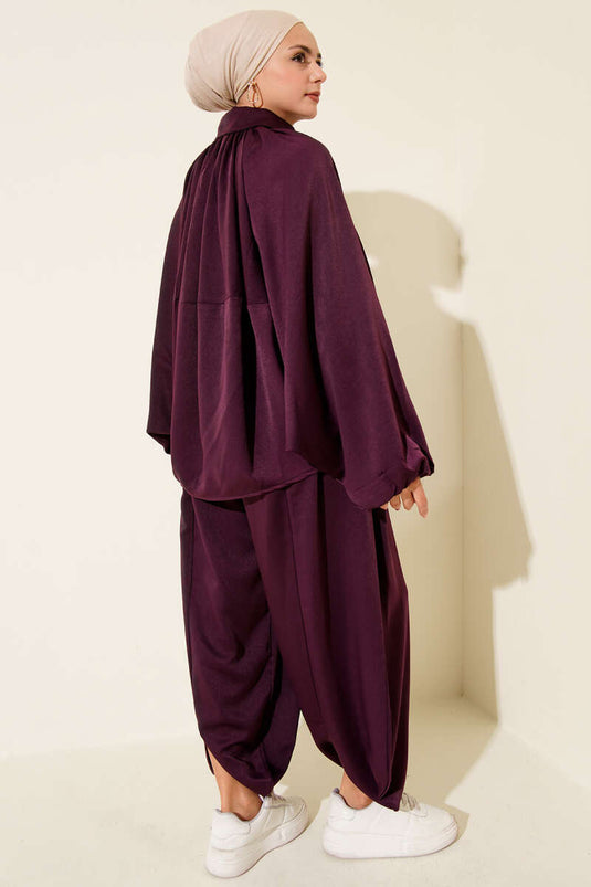 Costume deux pièces ample en satin à manches chauve-souris Prune