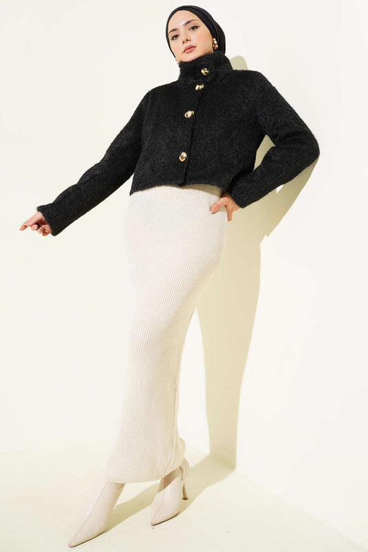 Halfhoge coltrui met gouden knopen, zwart