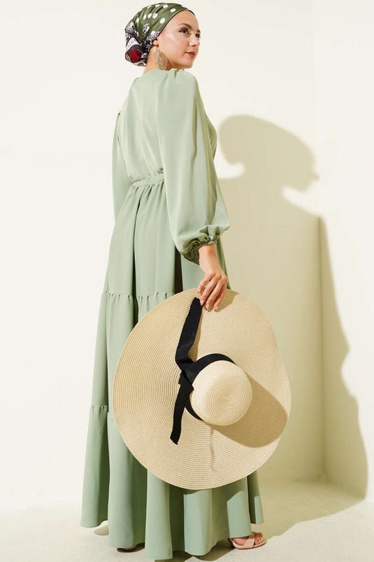 Abito a tunnel con mezza abbottonatura in vita, color menta