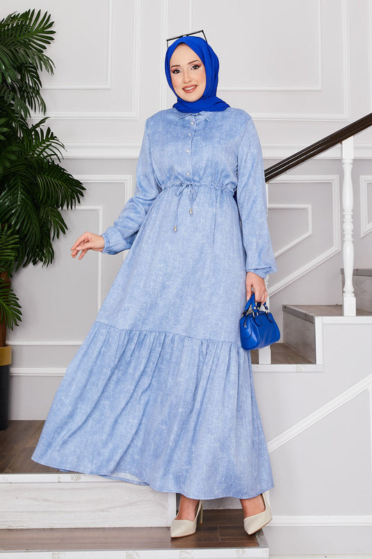 Robe modeste à plastron à demi-bouton bleu clair