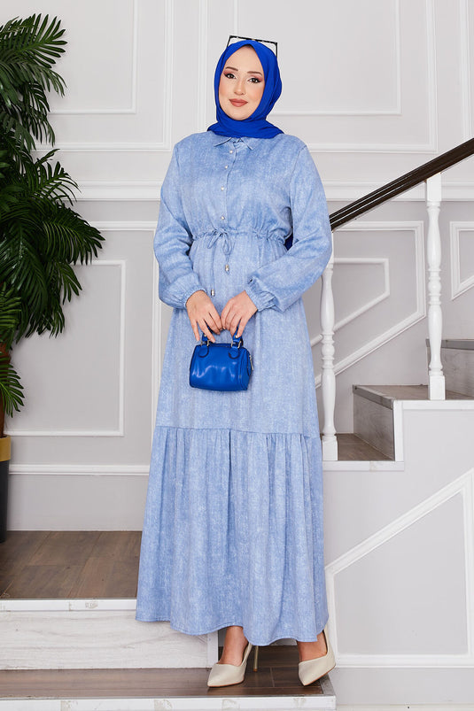 Robe modeste à plastron à demi-bouton bleu clair