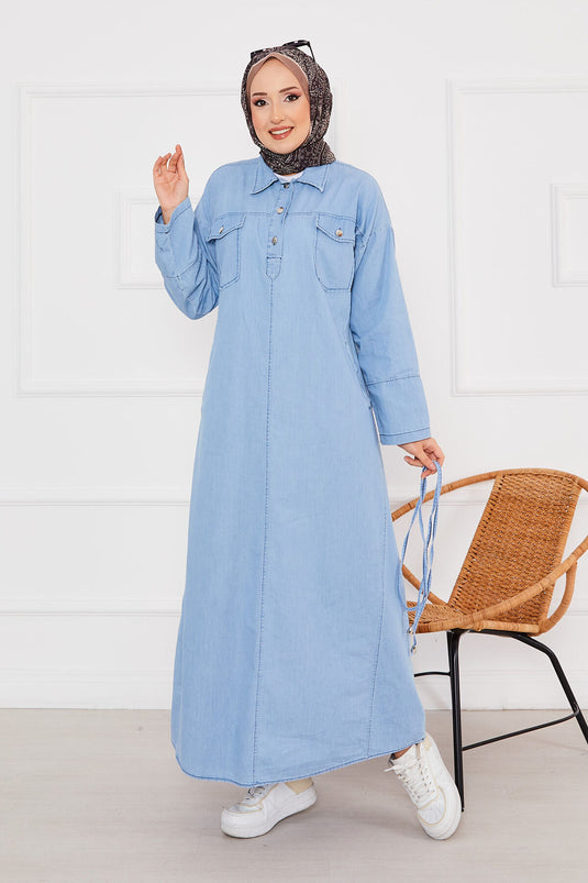 Robe en jean hijab à demi-bouton et poche bleu clair