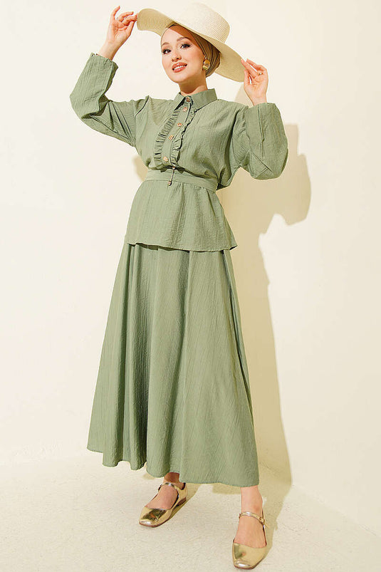 Two-Piece Set with Half Buttons and Ruffled Skirt in Pistachio Green