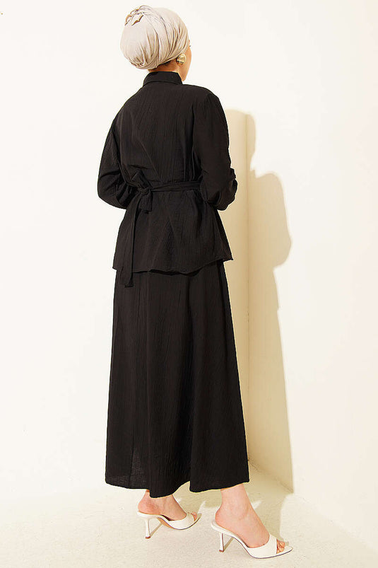 Two-Piece Set with Half-Button and Ruffled Skirt Black