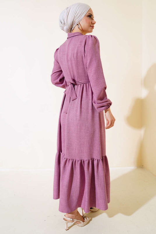 Mehrlagiges Kleid mit halben Knöpfen in Magenta