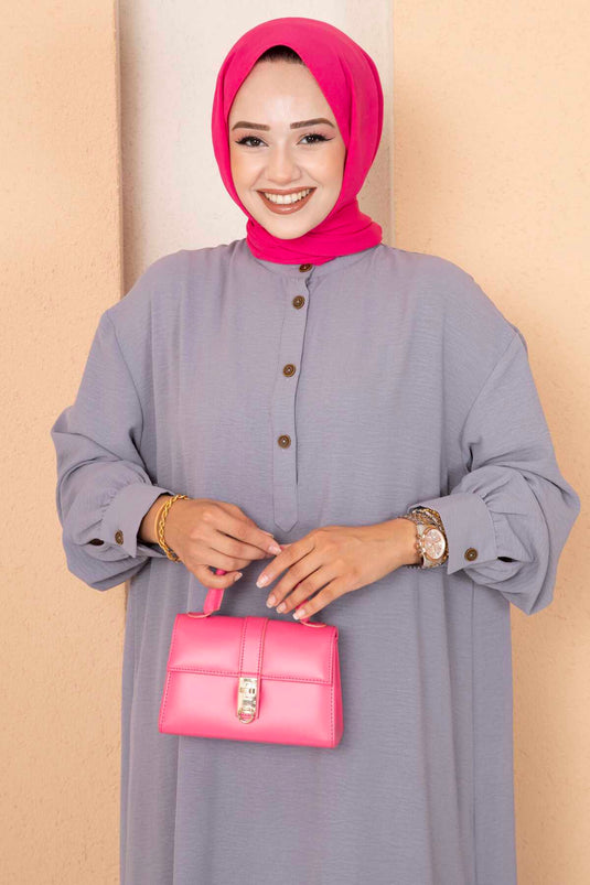 Costume deux pièces gris avec hijab long et demi-boutonné