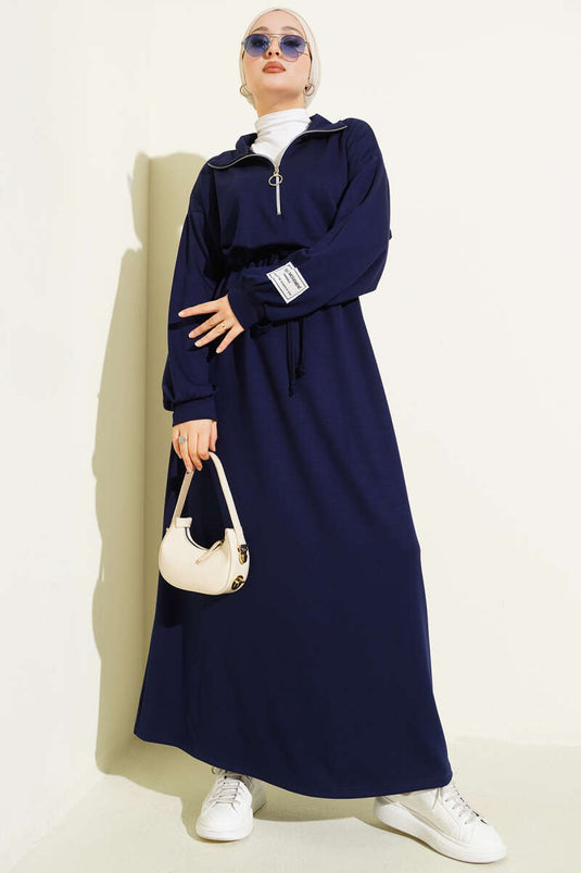 Robe Loisha ornée d'un demi-zip, bleu marine