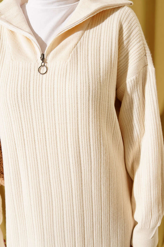 Robe en maille côtelée à demi-zip couleur pierre