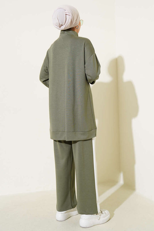 Abito a due pezzi a righe Loysha con mezza cerniera, verde mandorla