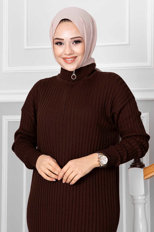 Robe en tricot hijab à demi-fermeture éclair marron