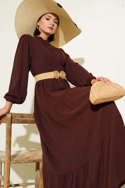 Robe boutonnée mi-plissée marron