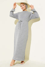 Robe en tricot à ceinture en corde ajourée horizontale gris