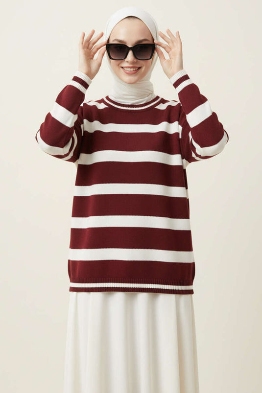 Yatay Çizgi Detaylı Kısa Triko Kazak Bordo