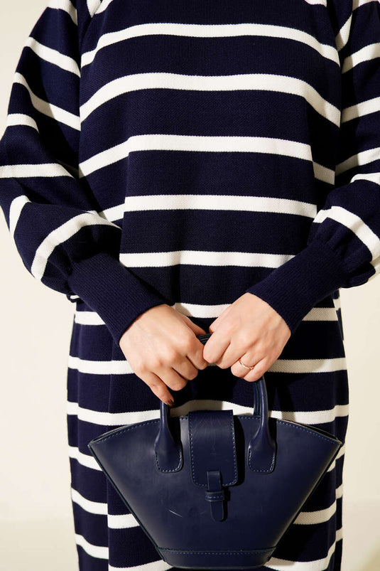 Robe basique en maille à rayures horizontales bleu marine