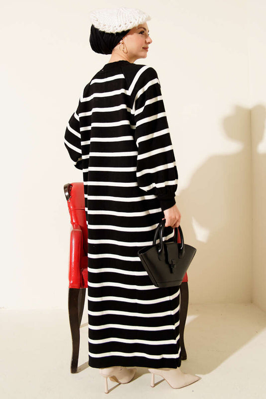 Robe noire basique en maille à rayures horizontales