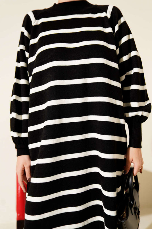 Robe noire basique en maille à rayures horizontales
