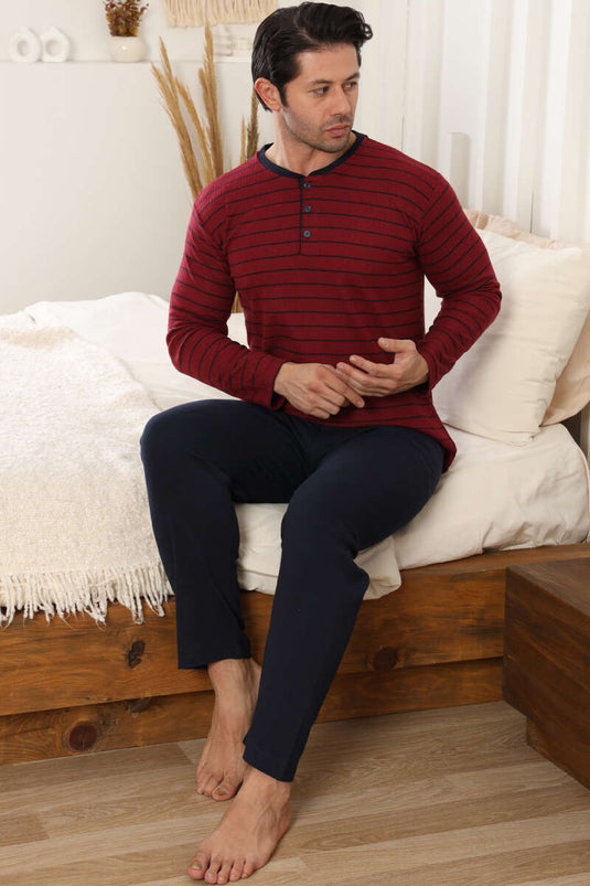 طقم بيجاما رجالي بخطوط أفقية وتفاصيل أزرار، لون عنابي