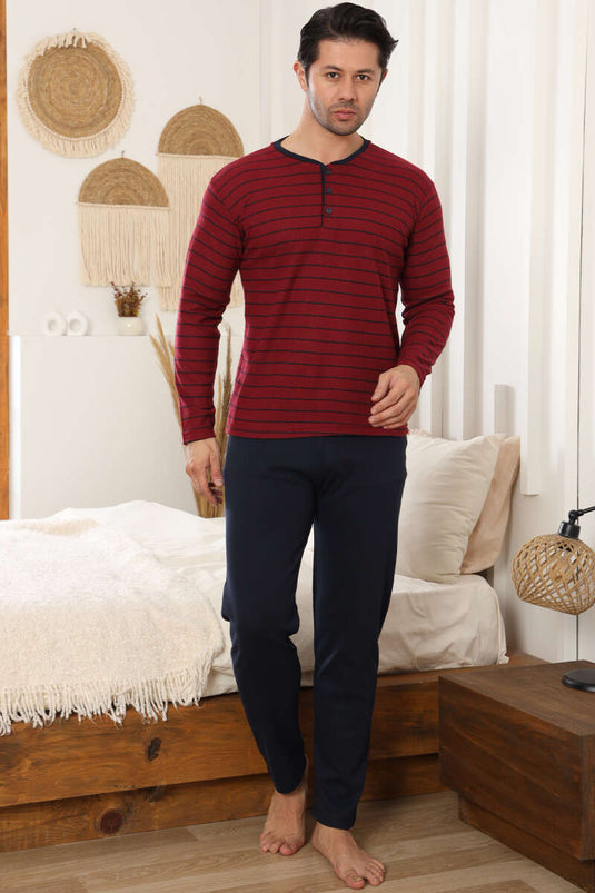 طقم بيجاما رجالي بخطوط أفقية وتفاصيل أزرار، لون عنابي