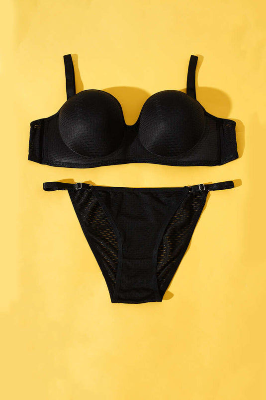 طقم حمالة صدر غير مبطنة من قطعة واحدة باللون الأسود