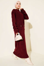 Ensemble deux pièces en maille bordeaux : gilet et robe