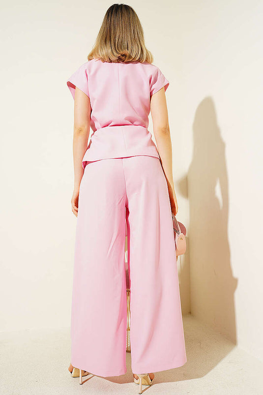 Zweiteiliges Set mit Weste und Kordelgürtel in Rosa