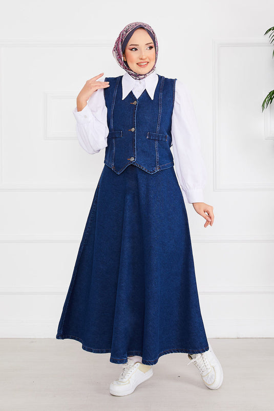 Traje vaquero con chaleco y falda y hijab en color azul marino