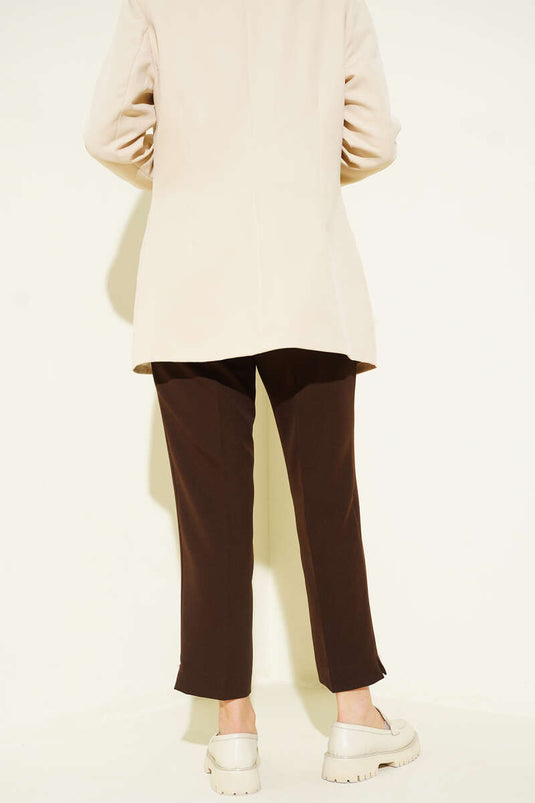 Yırtmaçlı Kemerli Pantolon Kahve