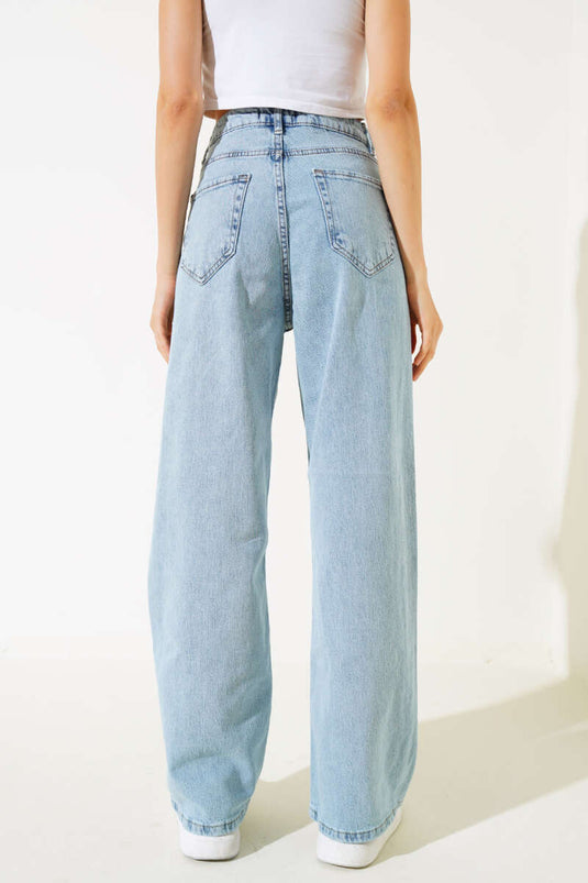 بنطلون واسع بخصر مرتفع باللون الثلجي