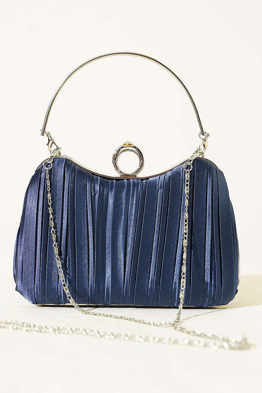 Sac de soirée plissé en satin avec anneau bleu marine