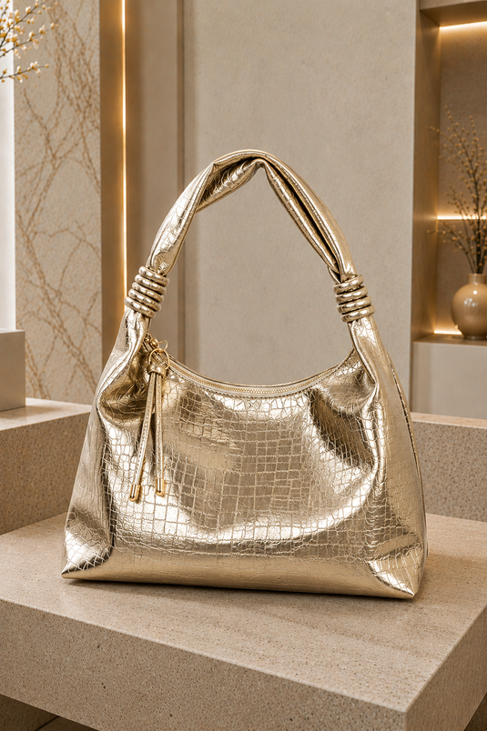 Sac à main et sac à épaule Zarif avec détails froncés, couleur or