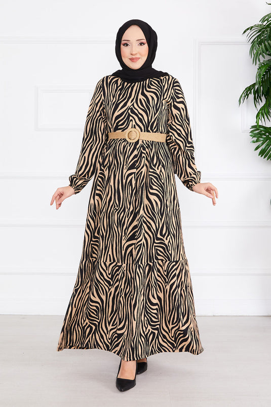 Robe hijab en crêpe à ceinture et motif zèbre noire