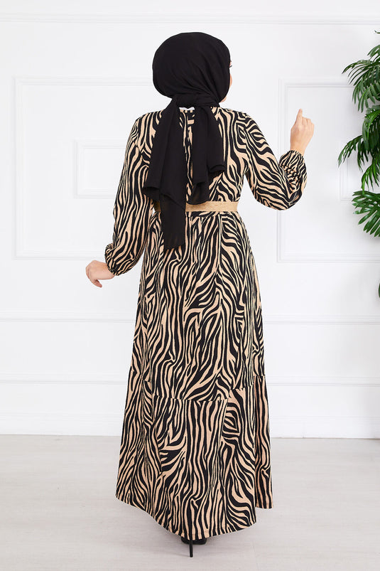 Robe hijab en crêpe à ceinture et motif zèbre noire