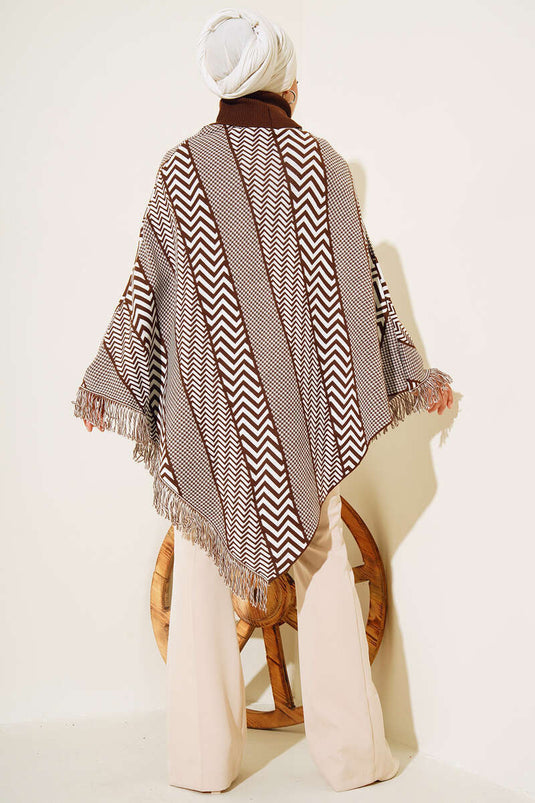 Poncho Tricot Col Roulé Zigzag Marron