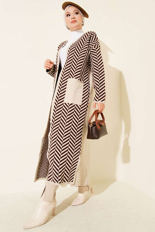 Cardigan long en maille à rayures en zigzag beige marron