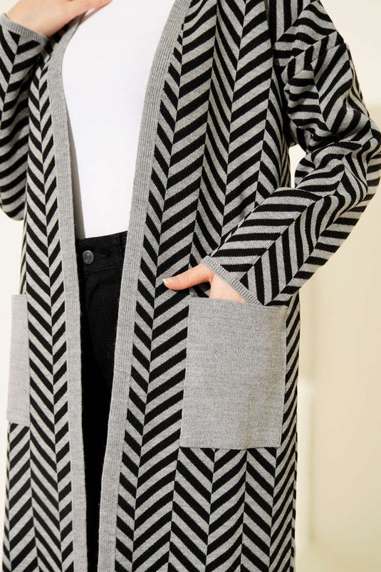 Cardigan long en maille à rayures en zigzag gris noir