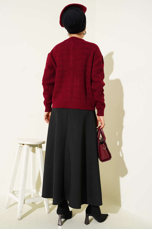 كارديجان محبوك بأزرار ذهبية منقوش متعرجة، لون عنابي