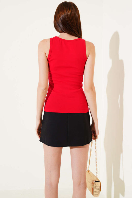 Dikke blouse met bandjes en kettingdetail in rood